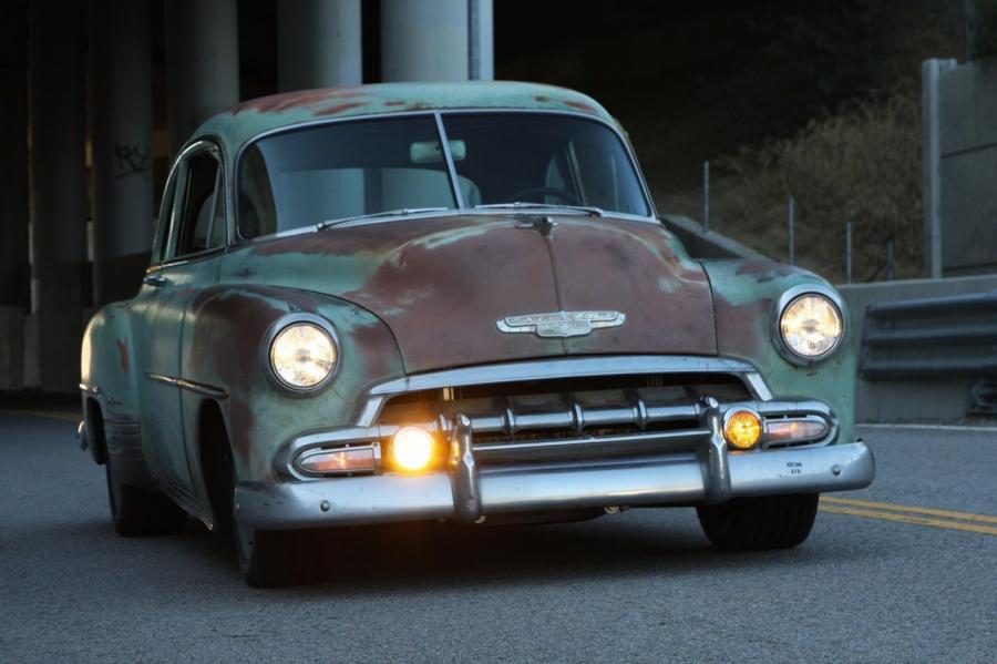  Chevrolet Business Coupe ICON Derelict 1952 года  (фото 1 из 16)